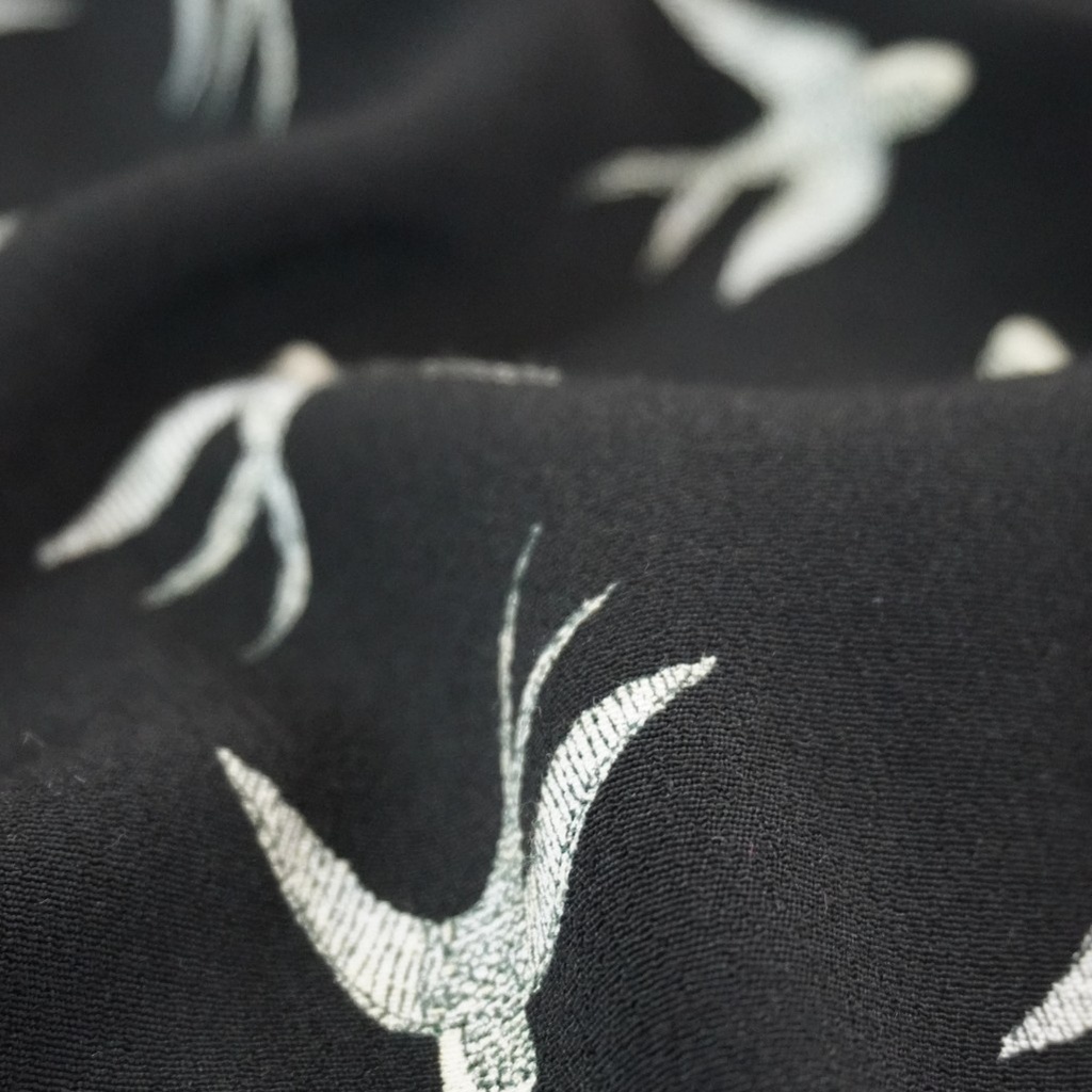 Fujiette Crepe Tebal Black Swallow