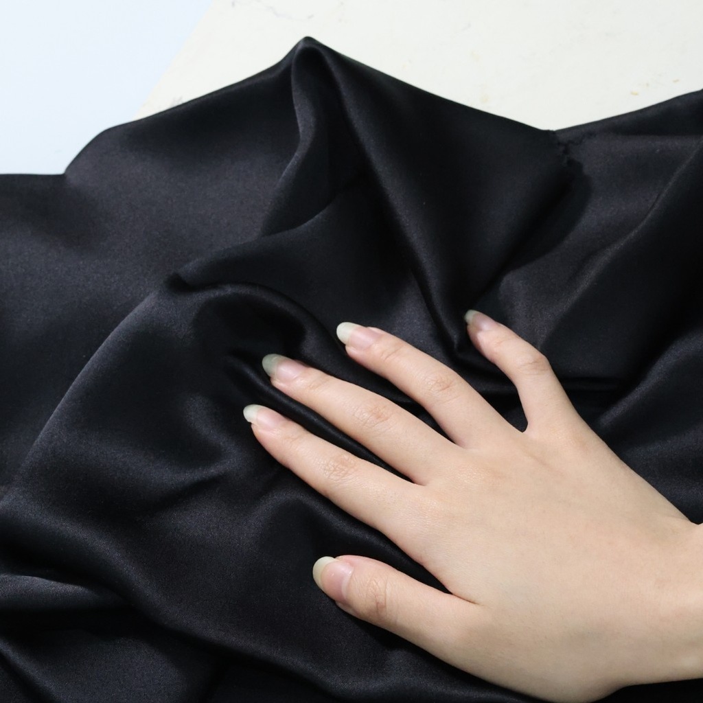 Silk Satin L.115 [14654 AT A]