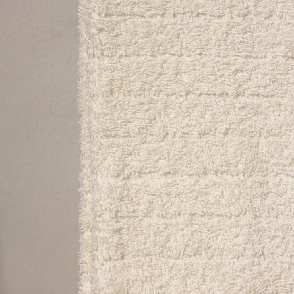 Handuk Stripe Bulu Tebal