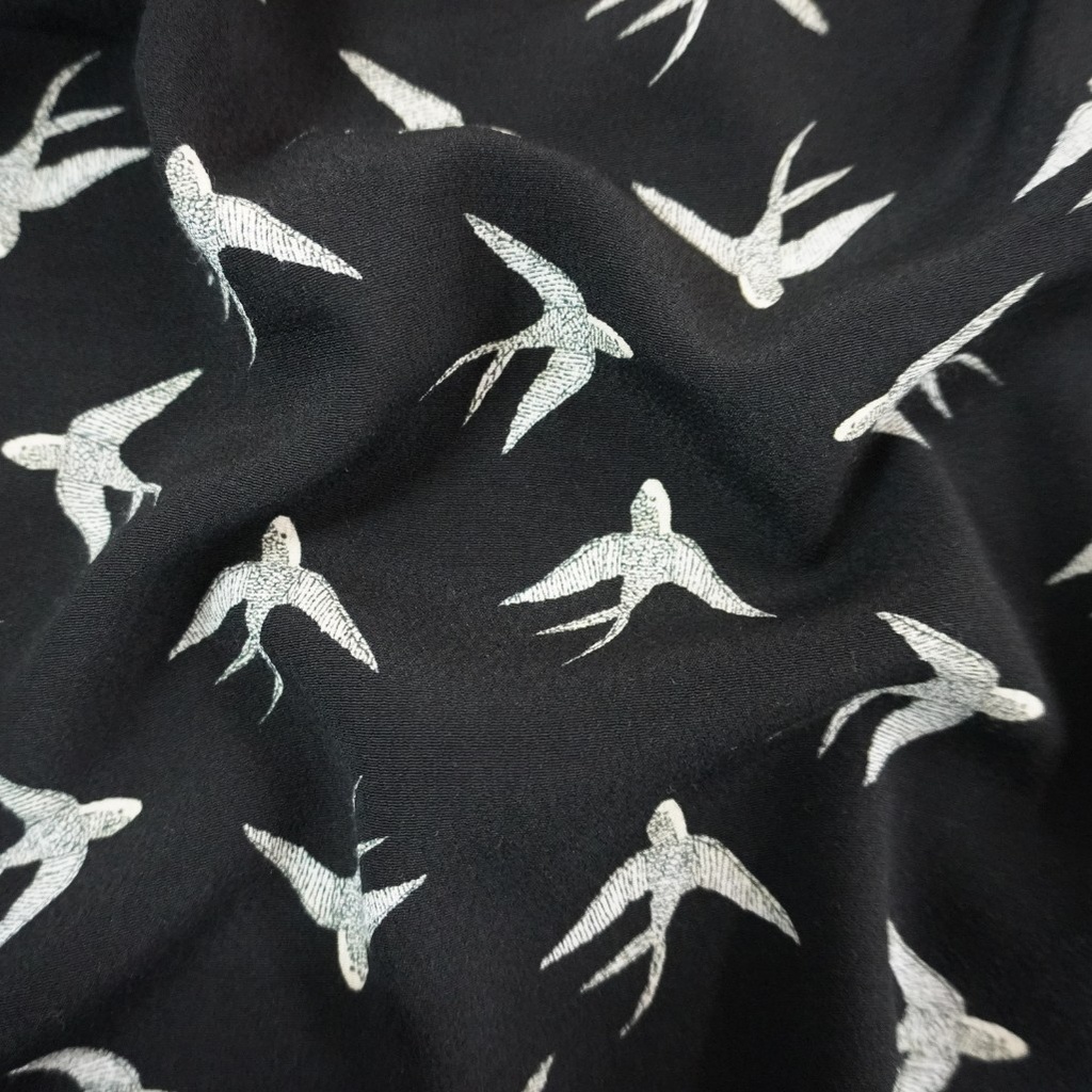 Fujiette Crepe Tebal Black Swallow [AG76]